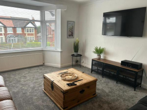 Light And Spacious Highcross Apartment